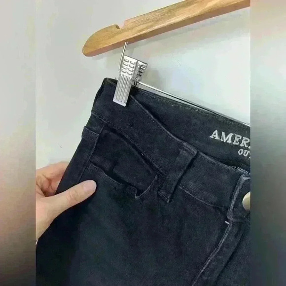 American Eagle Outfitters Women’s Black Short Stretch Denim Skinny Jeans  Punk 0 - Picture 10 of 10